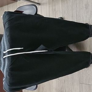Size L, black pants
